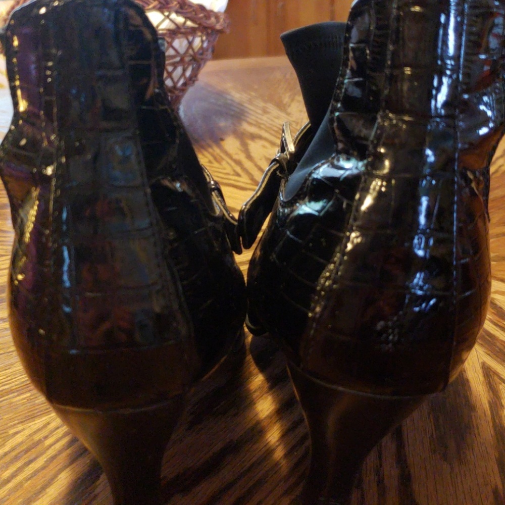 Relativity Booties - Picture 4 of 4